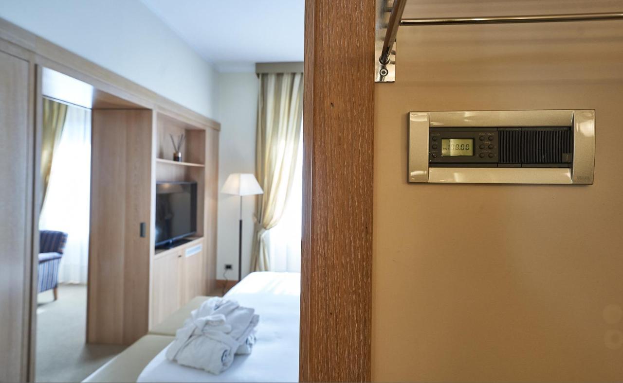Hotel Astoria Biella Exterior photo